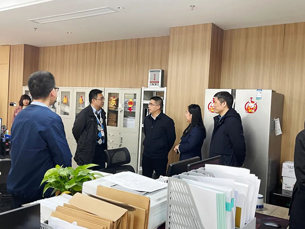 江西省信息中心主任杜军龙一行走访调研安博电子
