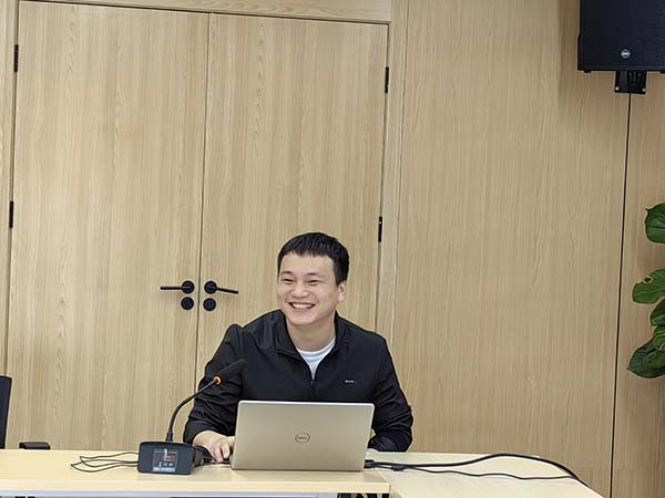 人间四月天 读书正当时——安博电子开展读书分享活动