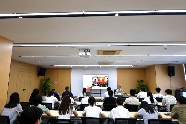 安博电子开展党的二十届三中全会精神解读专题党课