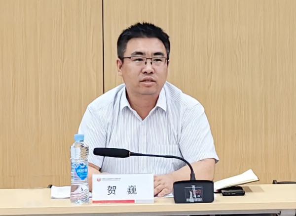 安义县委常委、常务副县长刘志伟一行赴安博电子调研座谈